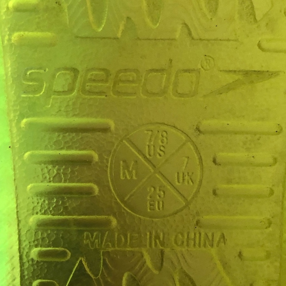 Speedo pool/water shoes- Toddler size 7/8 - Picture 5 of 5